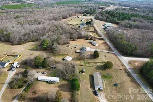 977 Lavender Rd, Grover, NC 28073 - Photo 37