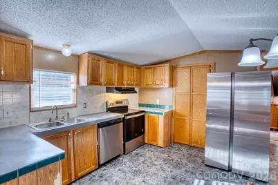 977 Lavender Road, Grover, NC 28073 - Photo 5