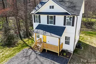 174 Atwood Dr, Hendersonville, NC 28791 - Photo 3