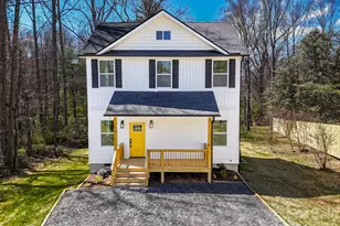 174 Atwood Dr, Hendersonville, NC 28791 - Photo 1