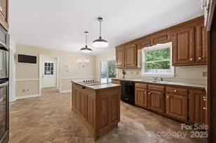 147 35th Ave NE, Hickory, NC 28601 - Photo 11