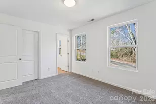 709 Hillsdale Dr, Cherryville, NC 28021 - Photo 17