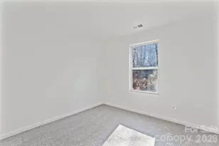 709 Hillsdale Dr, Cherryville, NC 28021 - Photo 25