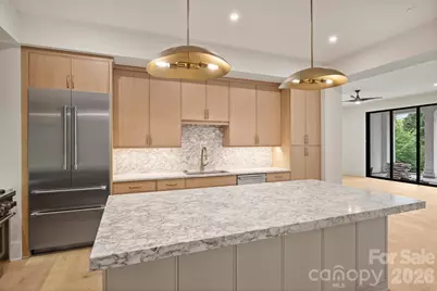 409 Queens Road #201, Charlotte, NC 28207 - Photo 11