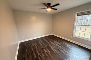 2775 S US 321 Hwy, Newton, NC 28658 - Photo 9