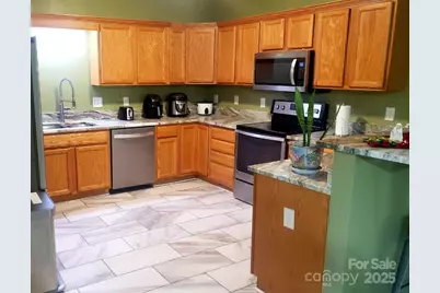 709 Villas Court, Asheville, NC 28806 - Photo 5