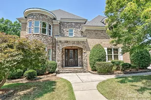6806 Larrisa Ct, Charlotte, NC 28226 - Photo 1