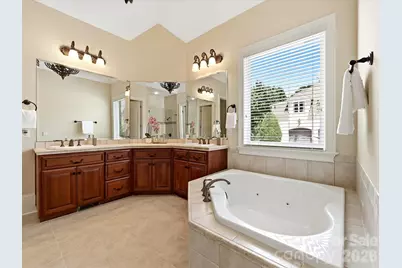 6806 Larrisa Court, Charlotte, NC 28226 - Photo 25
