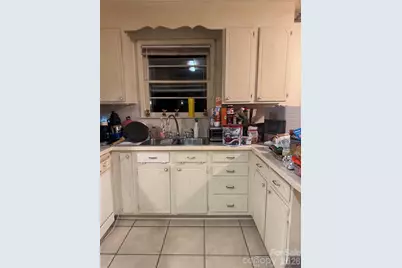 735 W Sumter Street, Shelby, NC 28150 - Photo 17