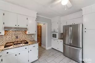 1311 Burtonwood Cir, Charlotte, NC 28212 - Photo 3