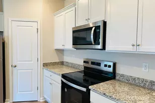 6322 Lowe Ln, Charlotte, NC 28214 - Photo 5