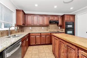 15611 Normans Landing Dr, Charlotte, NC 28273 - Photo 11