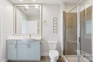 333 W Trade St, Charlotte, NC 28202 - Photo 29