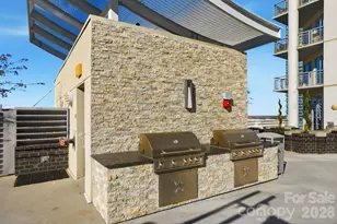 333 W Trade St, Charlotte, NC 28202 - Photo 39