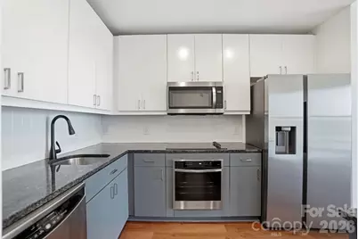 333 W Trade Street #2005, Charlotte, NC 28202 - Photo 21