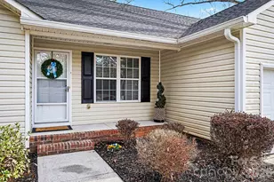 1951 Northridge Ct, Statesville, NC 28625 - Photo 3