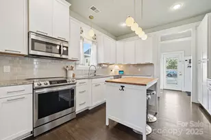 1318 Kennon St, Charlotte, NC 28205 - Photo 11