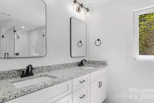 501 E Robinson St, Dallas, NC 28034 - Photo 5