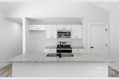 501 E Robinson Street, Dallas, NC 28034 - Photo 1