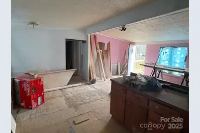 5518 Skycrest Drive, Charlotte, NC 28269 - Photo 11