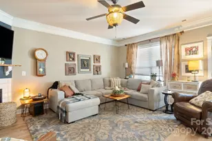 1028 King's Bottom Dr, Fort Mill, SC 29715 - Photo 9