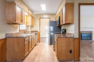 100 Wolf Shoals Dr, Hendersonville, NC 28739 - Photo 13