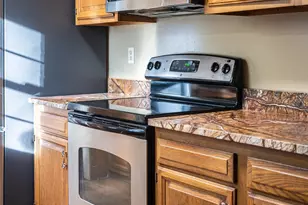 100 Wolf Shoals Dr, Hendersonville, NC 28739 - Photo 15