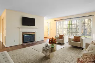 100 Wolf Shoals Dr, Hendersonville, NC 28739 - Photo 9