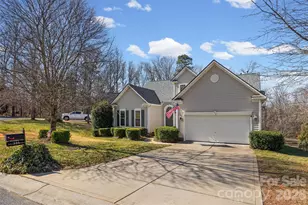396 Chorus Rd, Fort Mill, SC 29715 - Photo 3