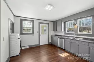 401 W Ketchie St, China Grove, NC 28023 - Photo 9