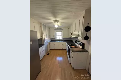 2507 Norwood Street SW, Lenoir, NC 28645 - Photo 7