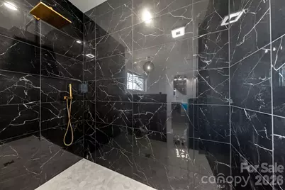 818 Yellowstone Drive, Charlotte, NC 28208 - Photo 21