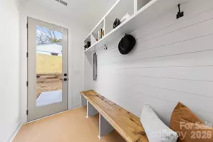 818 Yellowstone Dr, Charlotte, NC 28208 - Photo 13