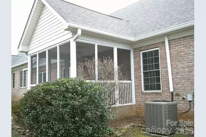 3131 9th Street Drive NE #59, Hickory, NC 28601 - Photo 5