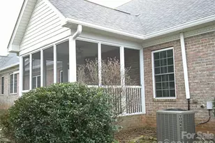 3131 9th Street Drive NE, Hickory, NC 28601 - Photo 5