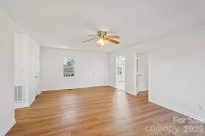 11000 Mallard Crossing Drive, Charlotte, NC 28262 - Photo 5