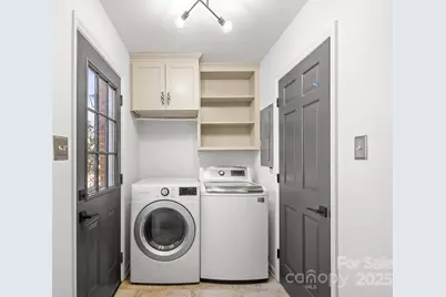 9211 Joyce Kilmer Drive, Charlotte, NC 28213 - Photo 19