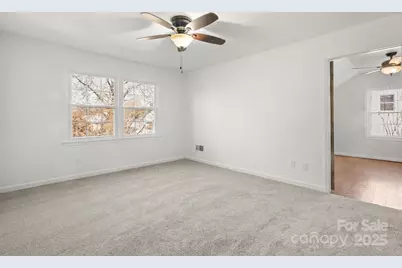 9211 Joyce Kilmer Drive, Charlotte, NC 28213 - Photo 21