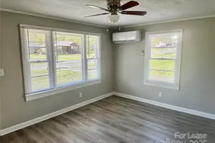 504A Moore Dr, Lexington, NC 27292 - Photo 7