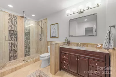 3343 Gresham Place, Charlotte, NC 28211 - Photo 17