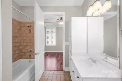 230 S Tryon Street, Charlotte, NC 28202 - Photo 31