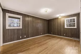 119 Crest Hill Dr, Morganton, NC 28655 - Photo 13