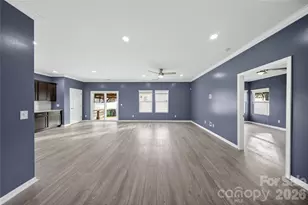 7802 Hereford St, Charlotte, NC 28213 - Photo 5