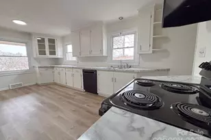 1117 Red St, Kannapolis, NC 28081 - Photo 7