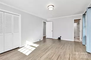 1932 Stoneyridge Dr, Charlotte, NC 28214 - Photo 19