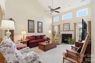 335 Garnet Ct, Fort Mill, SC 29708 - Photo 13