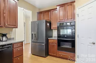 335 Garnet Ct, Fort Mill, SC 29708 - Photo 11