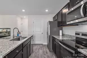 8 Madelyn Dr, Clyde, NC 28721 - Photo 13