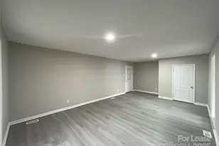 1607 Russell Ave, Charlotte, NC 28216 - Photo 5