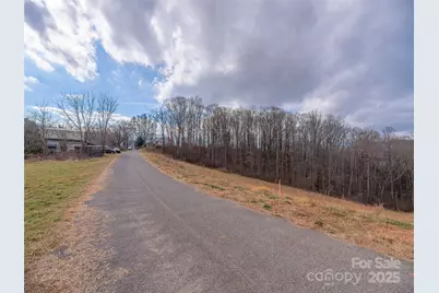 105 Riverview Drive, Canton, NC 28716 - Photo 5